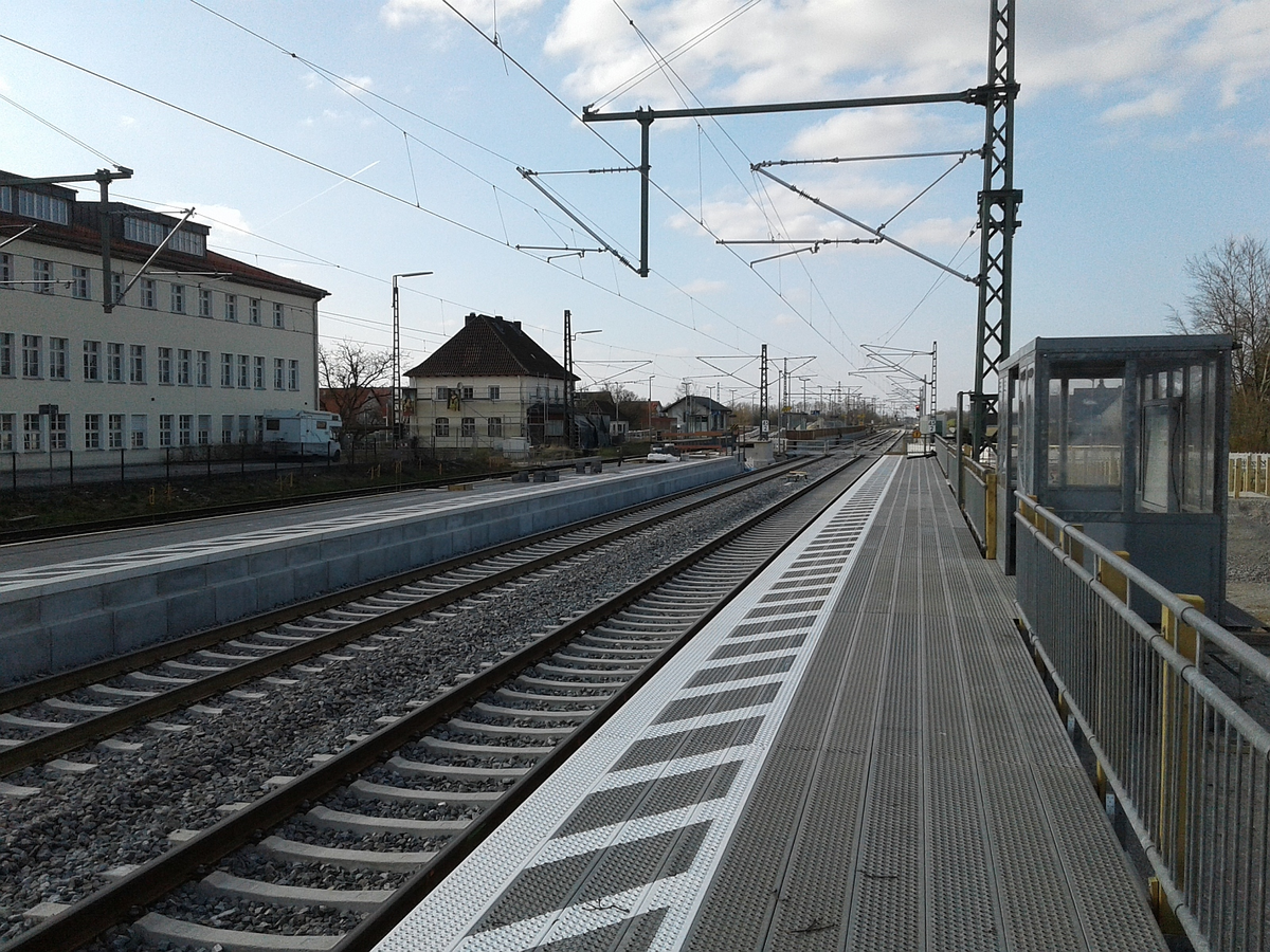 Bahn_VDE8_Eggolsheim-Neuses_2022-03-27_1600_rsz.jpg