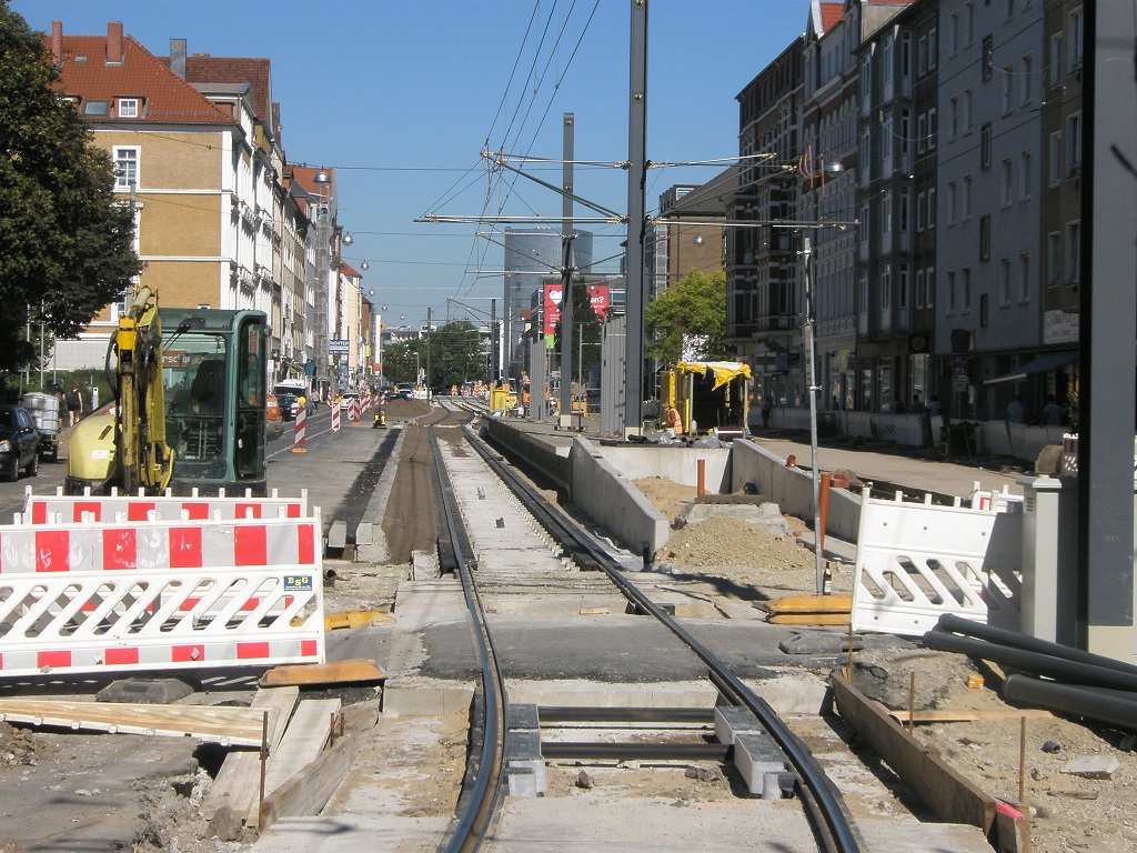 Proj 10 17 Sep Hbs Goetheplatz mit Erde.jpg