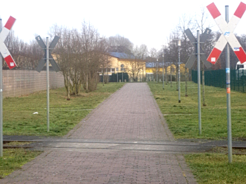 IMG_Bahnbergang.jpg