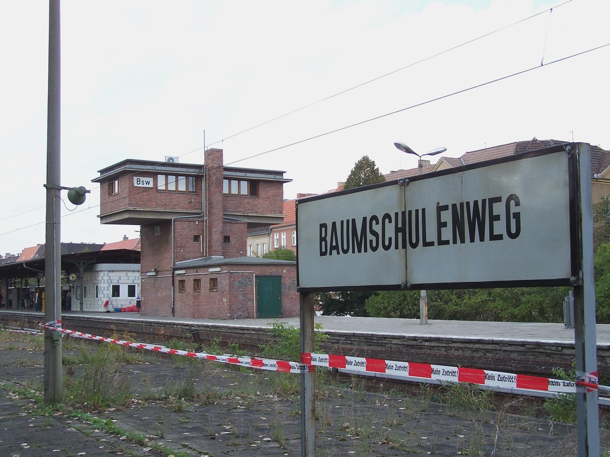 Bahnhof_Stellwerk.jpg
