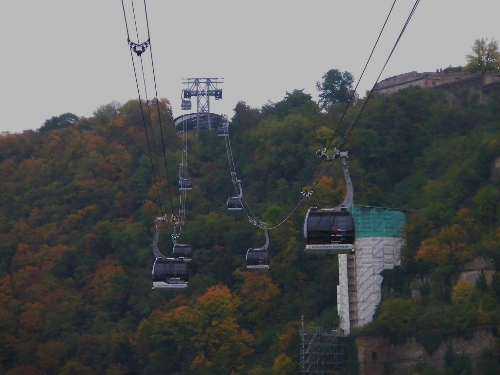 Seilbahn Hannover - Beispiel  Koblenz Bergstation.jpg