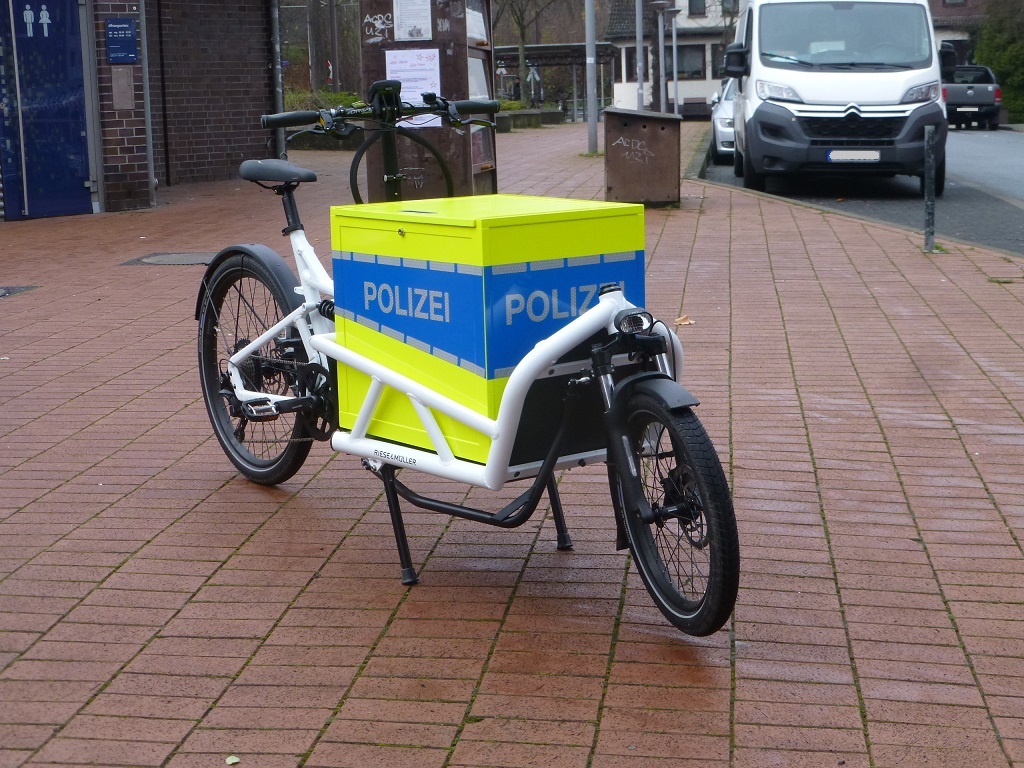Polizei Transportrad Hannover.jpg