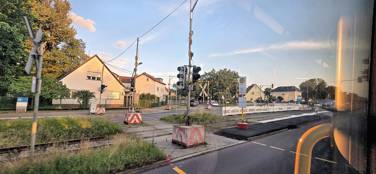 2025-07-28-m11+172-haltestelle-glockenblumenweg-richtung-nordosten-1.jpg