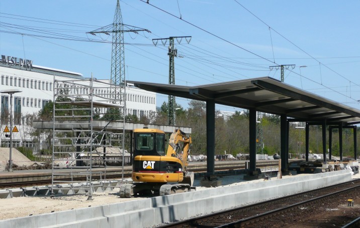 Stein Bahnsteig 2-3.jpg