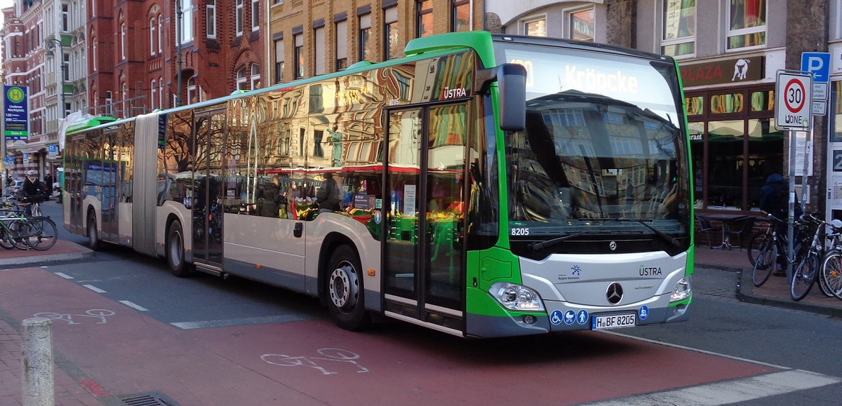 stra Mercedes-Benz Citaro G Hybrid Lindner Marktplatz.jpg