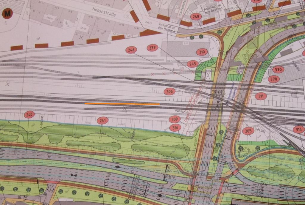 Wiederinbetriebnahme der zweiten Bahnsteigkante . . . www.bahninfo