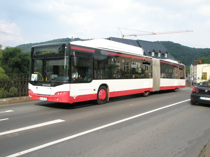 2016 Juni Marburg Neoplan-Bus 1.jpg