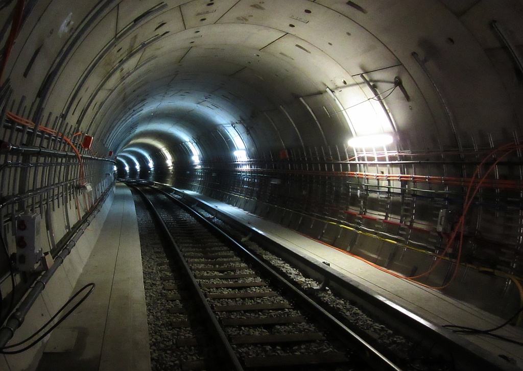 MUI Tunnel RiAlex.jpg