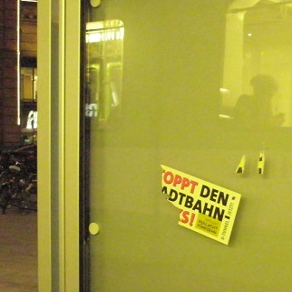 Linie 10 Bilder illegales Plakatieren.jpg