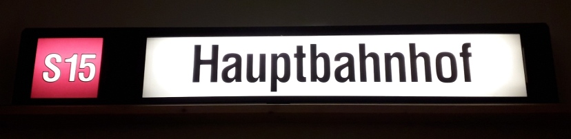 S15_Hauptbahnhof.jpg