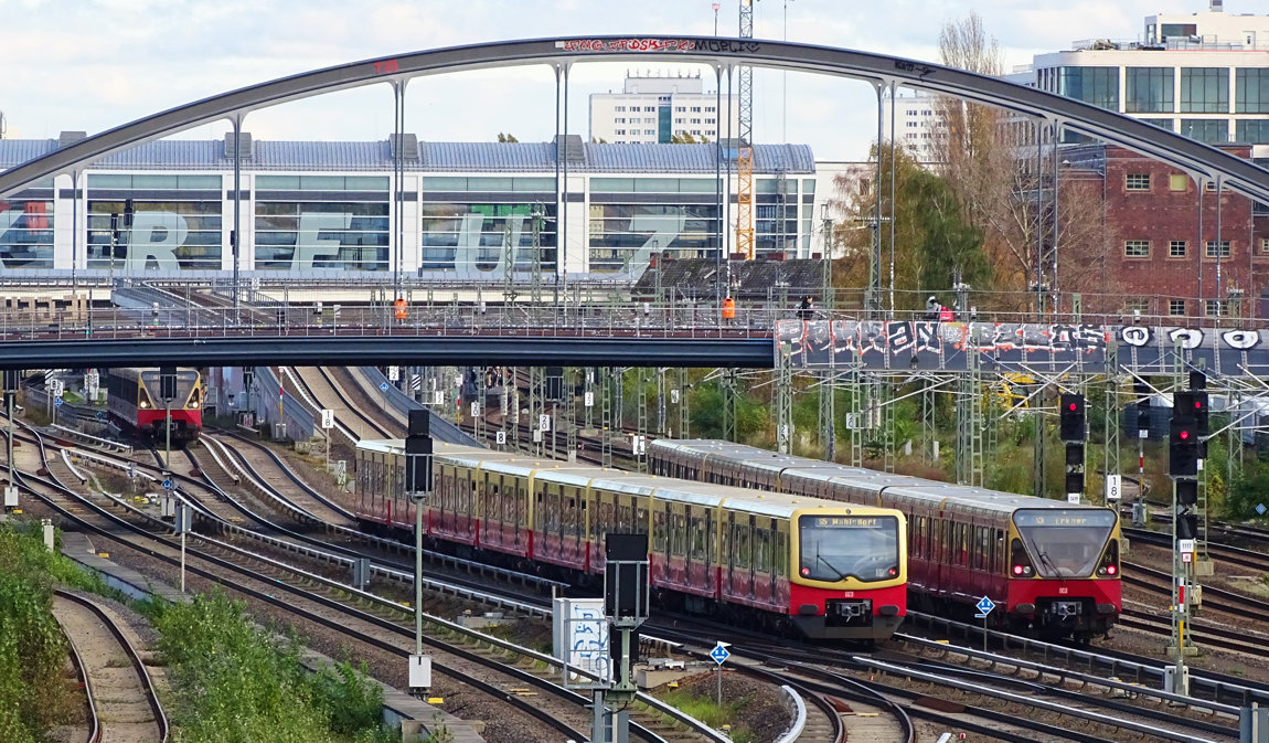 sbahn041123_2.jpg