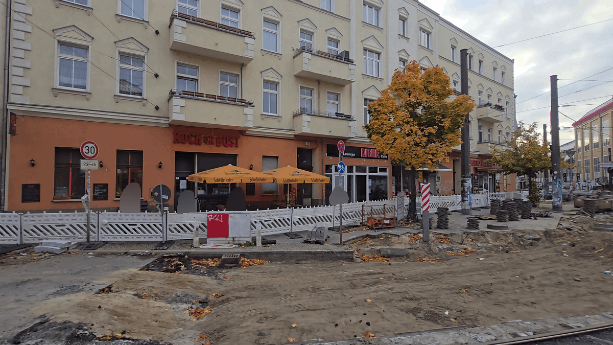 2024-10-23-08-59-koenigsplatz-2.gif