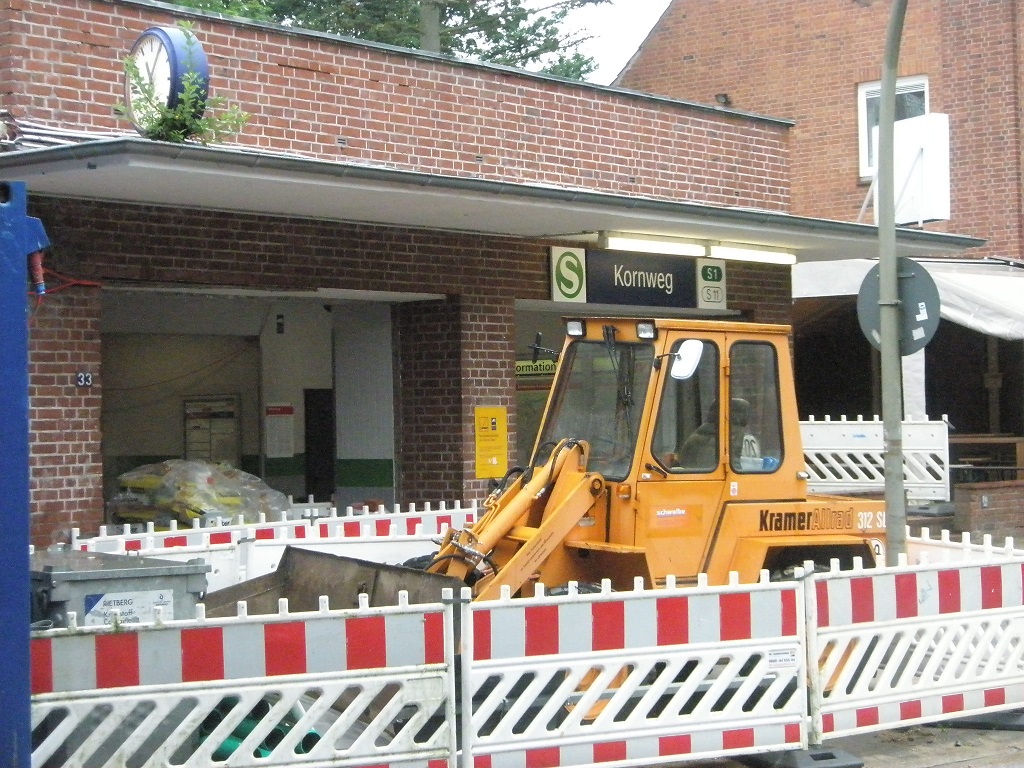 20170624 Kornweg Aufzug-Einbau A.jpg