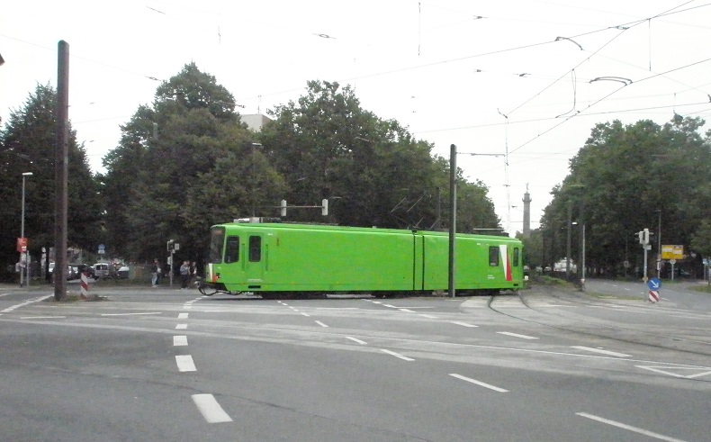 stra-Schienenschleifwagen TW 841 Bj1985.jpg