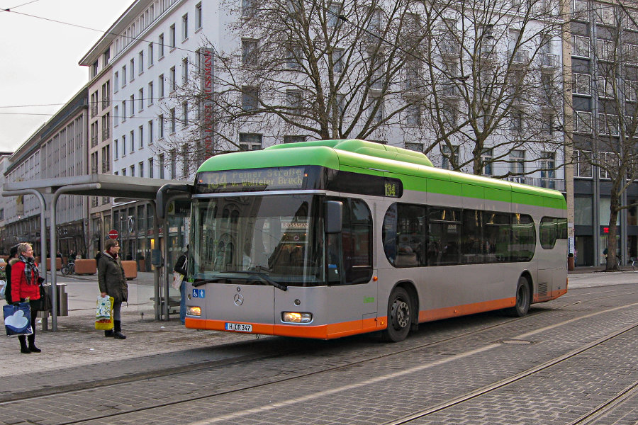 20130330__uestra-9347_Hauptbahnhof.jpg