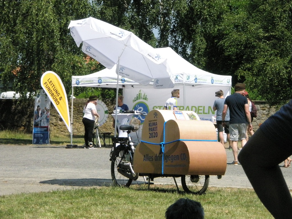 Lastenfahrrad als Werbetrger Stadtradeln-Autaktveranstaltung 2018 in Region Hannover.jpg