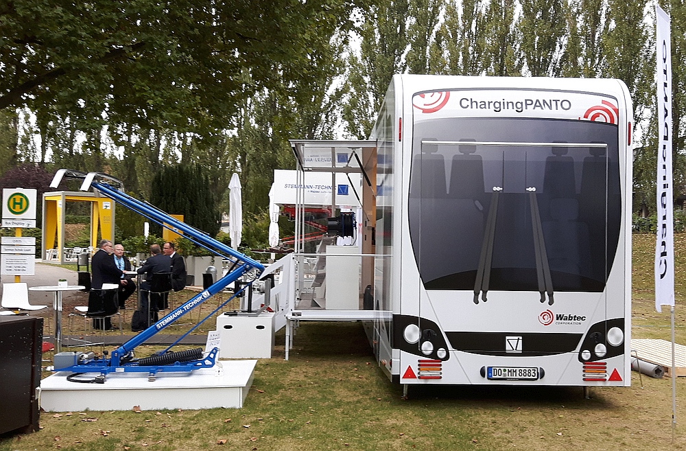 Pantograf E-Bus Innotrans 2016 (3).jpg