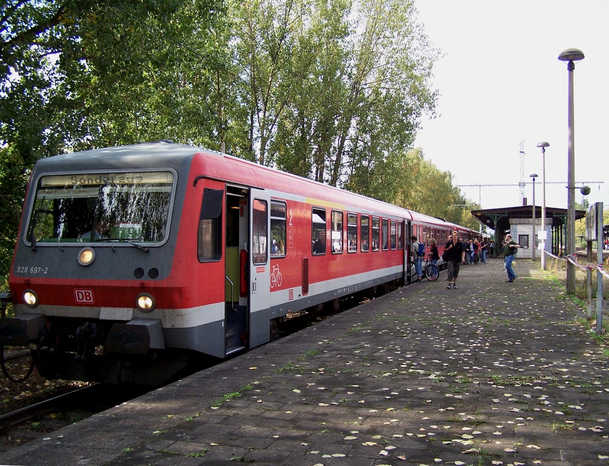 928697.jpg