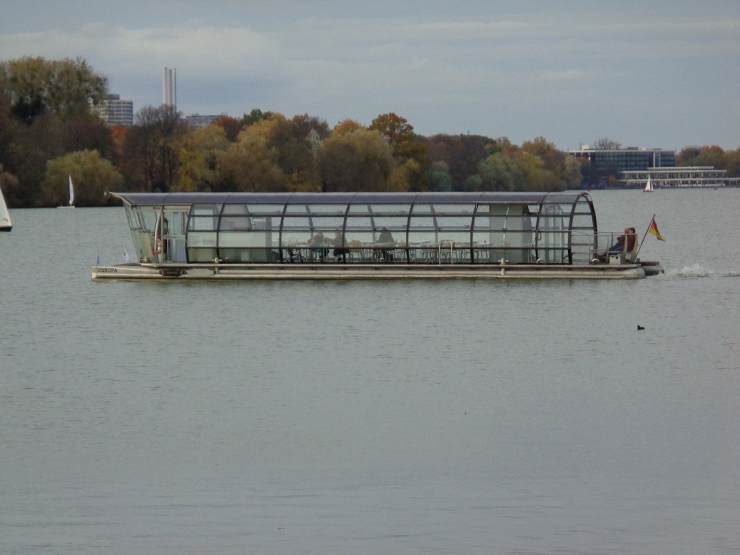 Solarzellen Boot Maschsee.jpg