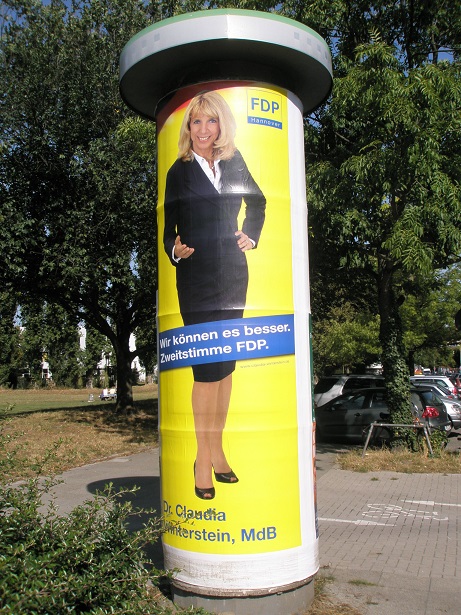 2009 Bundestagswahl Claudia Winterstein FDP auf Litfasule.jpg