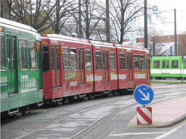 Der lngste Einkaufswagen - in Hannover Teil 2.jpg