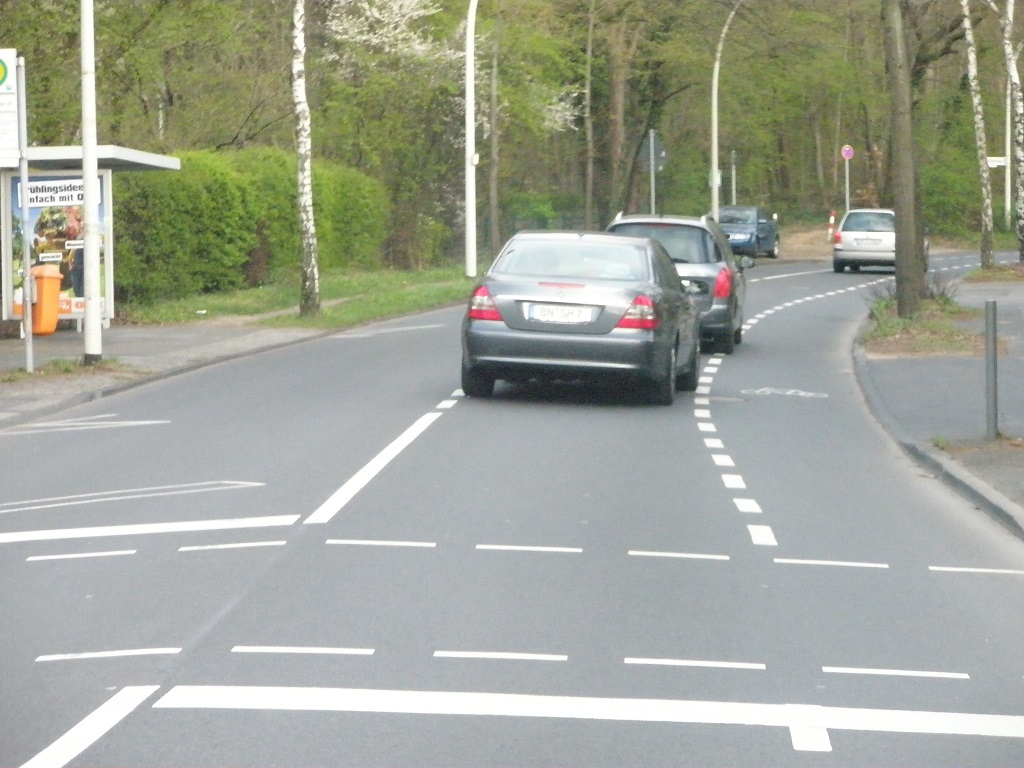 2012 April Bonn Robert-Koch-Strae Haltestelle Friedrichsruh.jpg