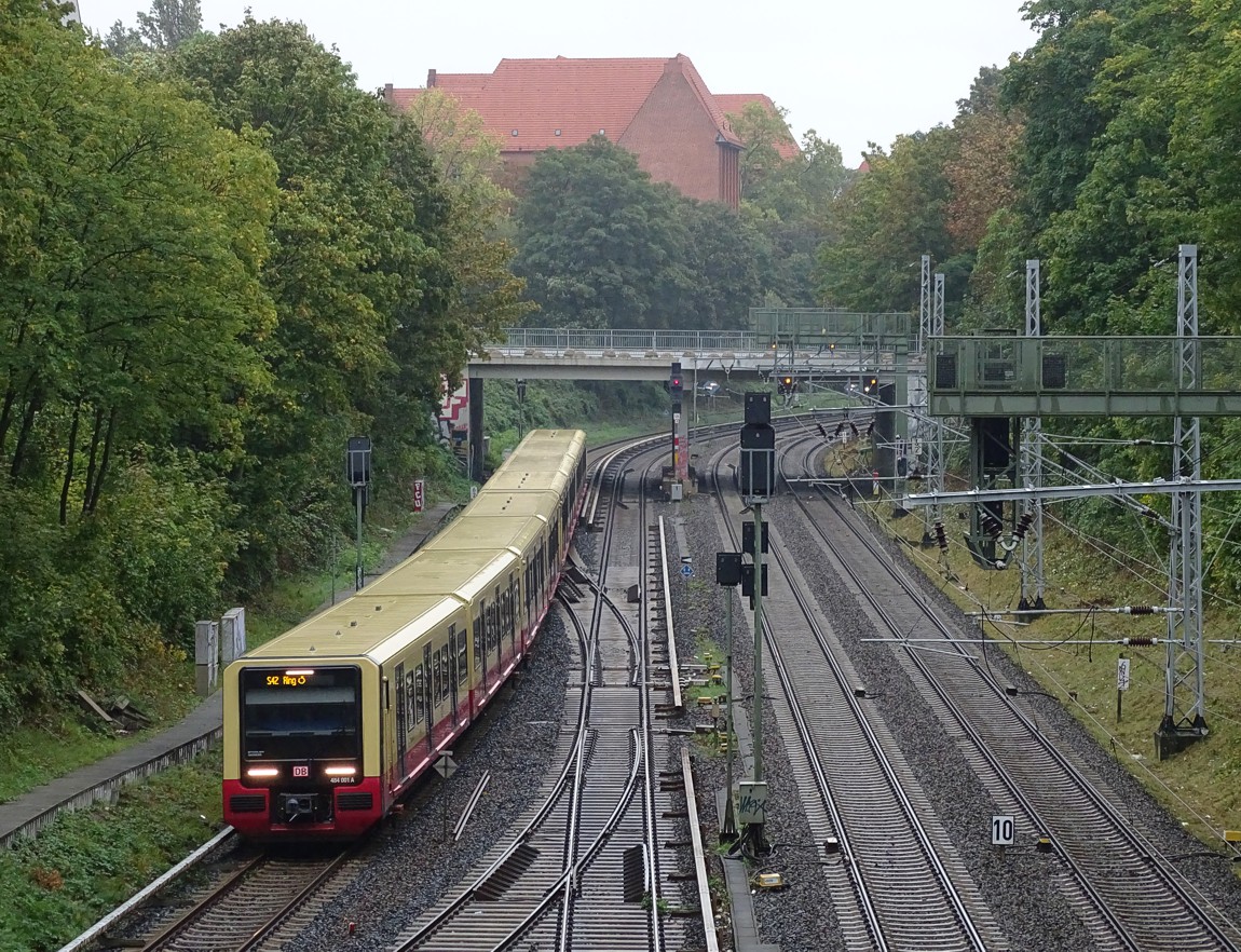 sbahn071023.jpg