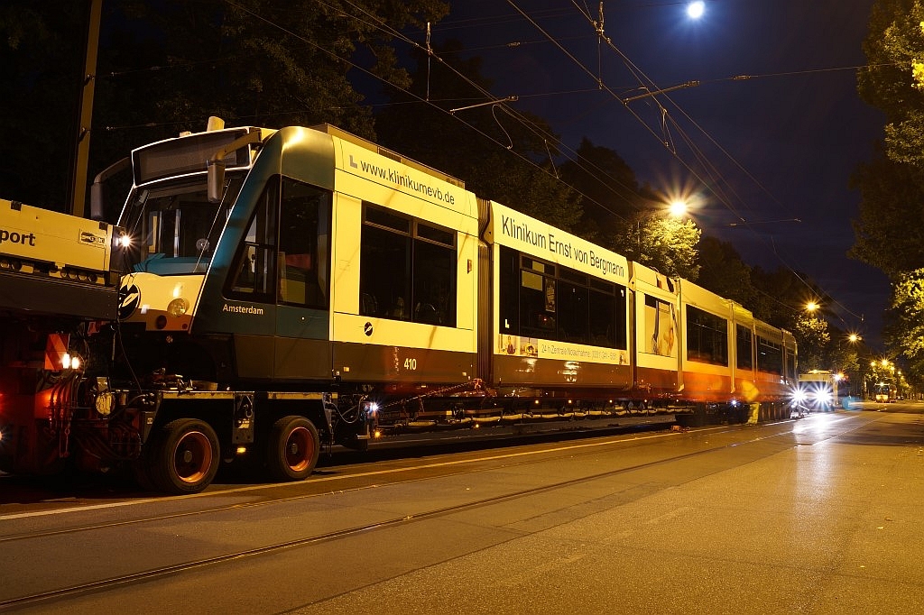 3_Pd-Verlngerter Combino Fotoquelle ViP Verkehrsbetrieb Potsdam-1 (Andere) (Andere).jpg