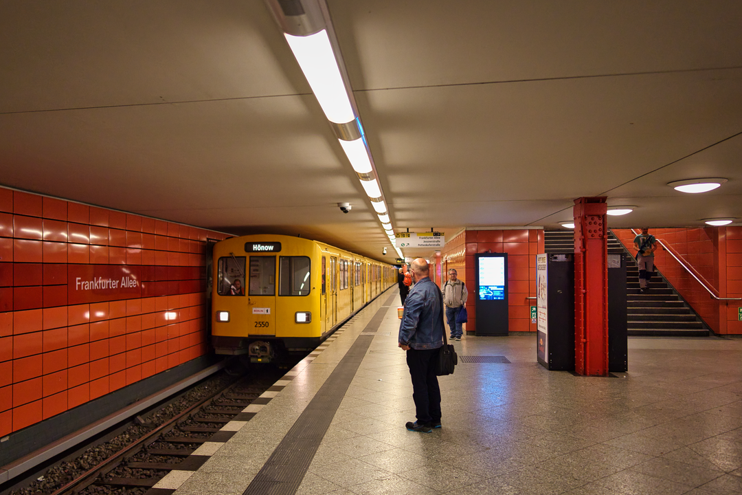 U-Bahn_2550_20230731_U5_7886.ig.png