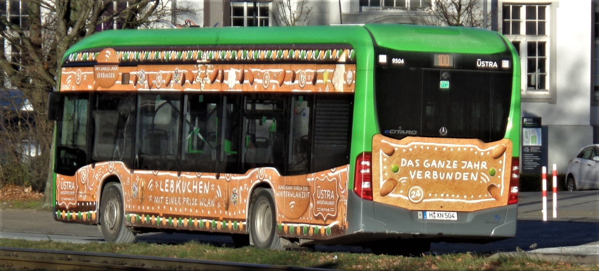 Lebkuchenbus Weihnachten 21.jpg