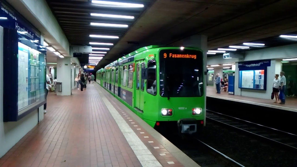 Straenbahn Hannover.jpg