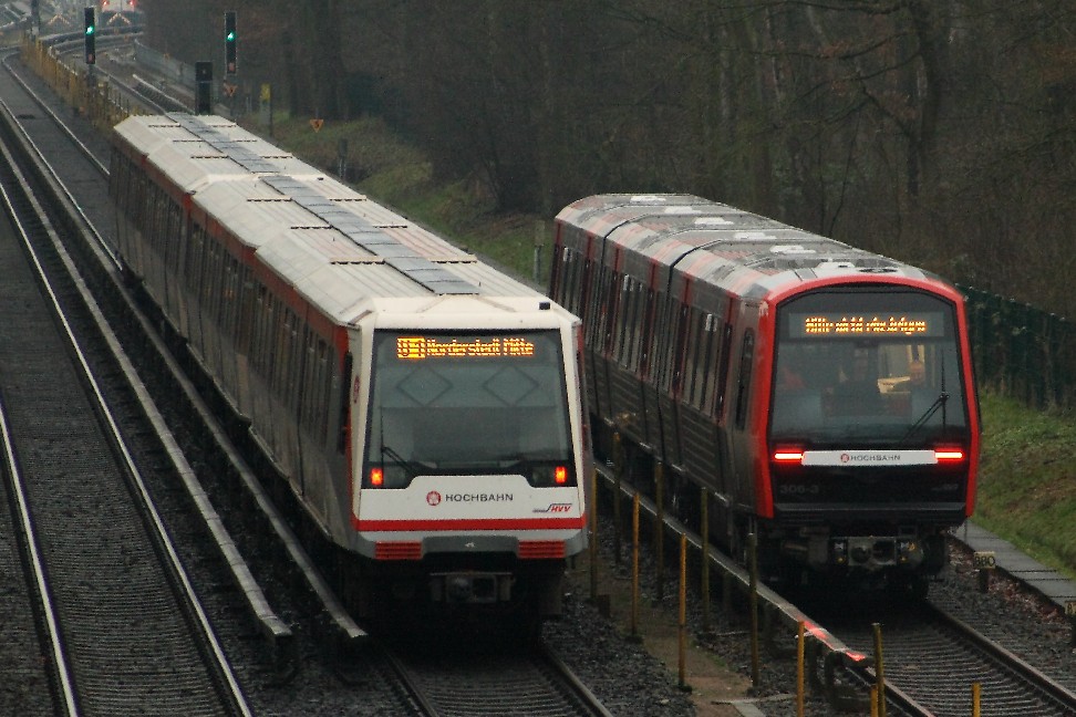 DT4 Nr. 140 - DT5 Innenraummuster :: www.bahninfo-forum.de