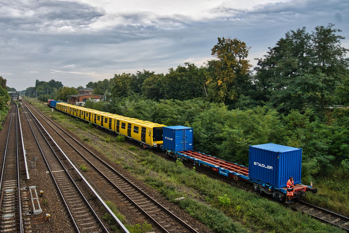 A7305698.jpg