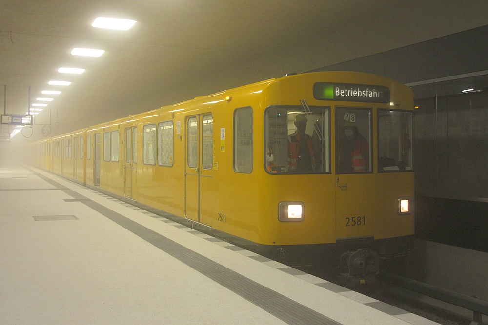 2581 Testfahrt U5.jpg