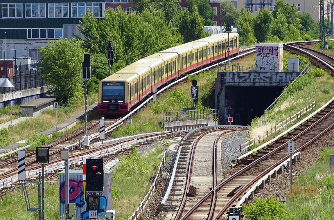 484033_westhafen.jpg