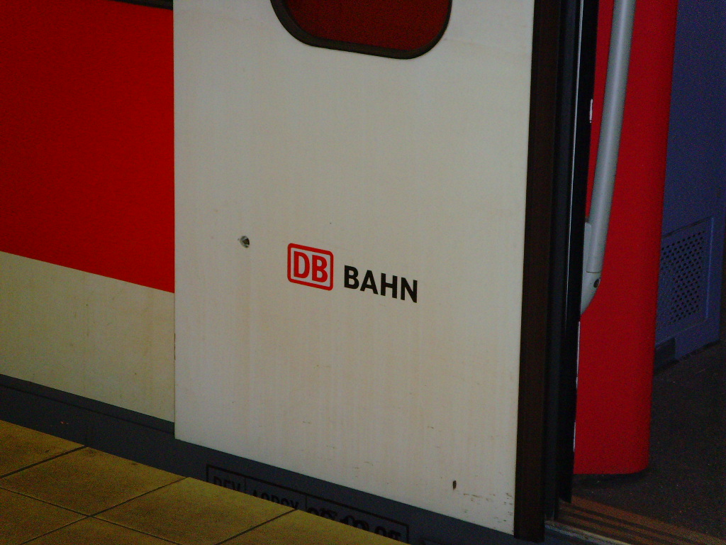 4017-DB BAHN-Logo.JPG