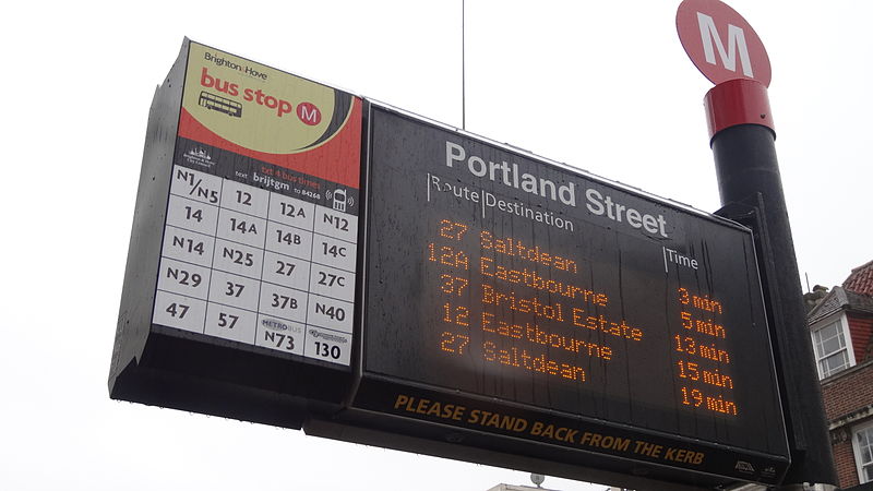 800px-Brighton_Portland_Street_bus_stop_real_time_information_display_in_January_2013.JPG